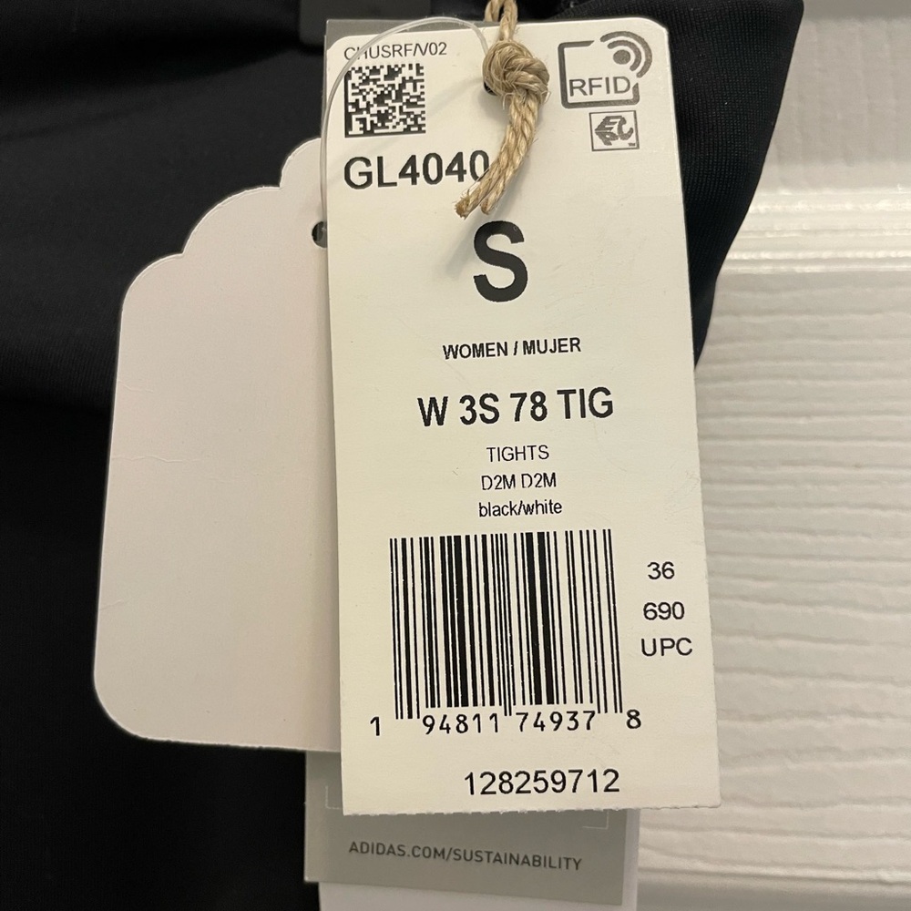 Adidas women’s 7/8 3S 3 Hige Rise Stripe Tights Pants, Size Small, Color Black